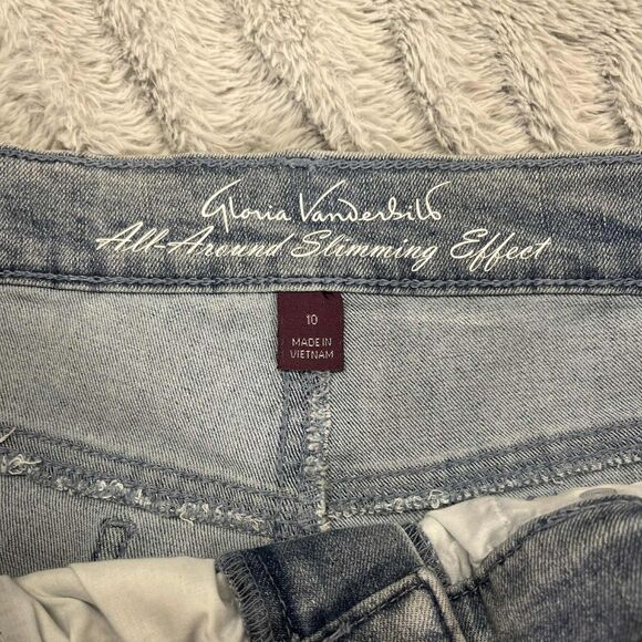 Gloria Vanderbilt Jeans Womens 10 Skimmer Capri Light Wash Stretch Denim NWT - Picture 4 of 9